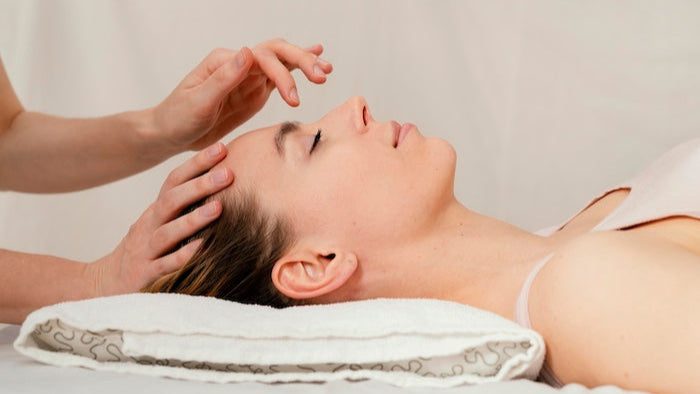 Can Acufacial Brighten Skin Tone? The Answer May Surprise You